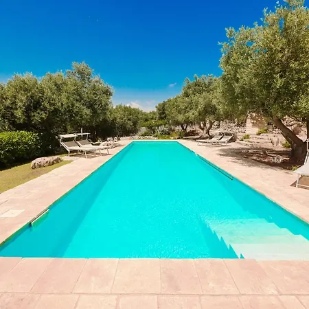 Villa Trullo Agapanthus Con Piscina