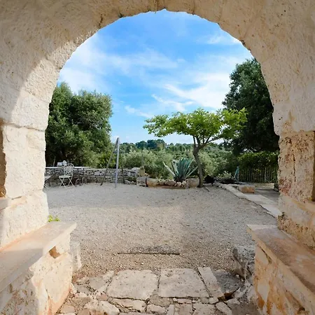 Trullo Agapanthus Con Piscina Villa *